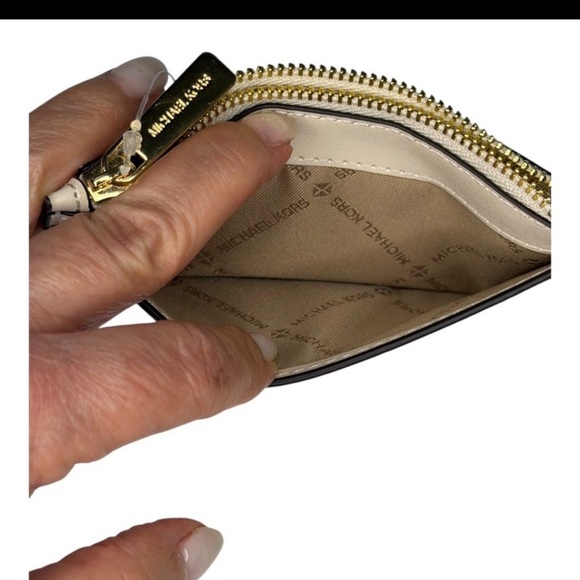 Michael Kors Cream Croc-Embossed Wallet - Picture 6 of 7